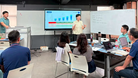 擘畫新藍(lán)圖，啟航新征程—興千田集團(tuán)成功召開2026年戰(zhàn)略研討會5